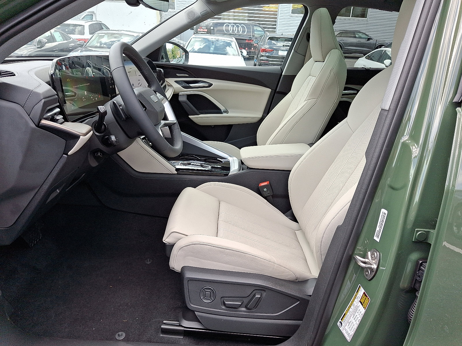 New 2025 Audi Q5 Premium Plus image 9