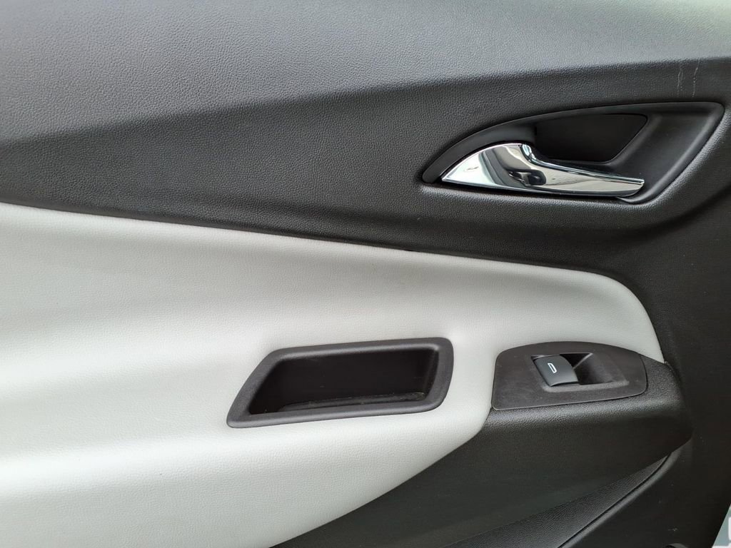 Used 2022 Chevrolet Equinox LT image 13