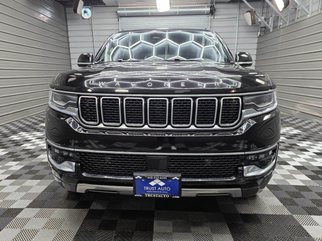 Used 2022 Jeep Wagoneer Series III w/ Flexible Seating Group AWD/4WD image 4