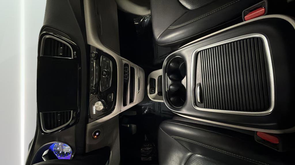 Used 2023 Chrysler Pacifica Touring-L image 19