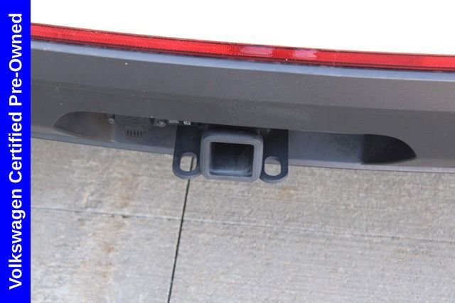 Used 2025 Volkswagen Atlas Cross Sport SE w/ Panoramic Sunroof Package image 9