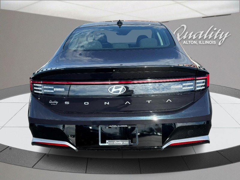 Used 2025 Hyundai Sonata SEL FWD image 5