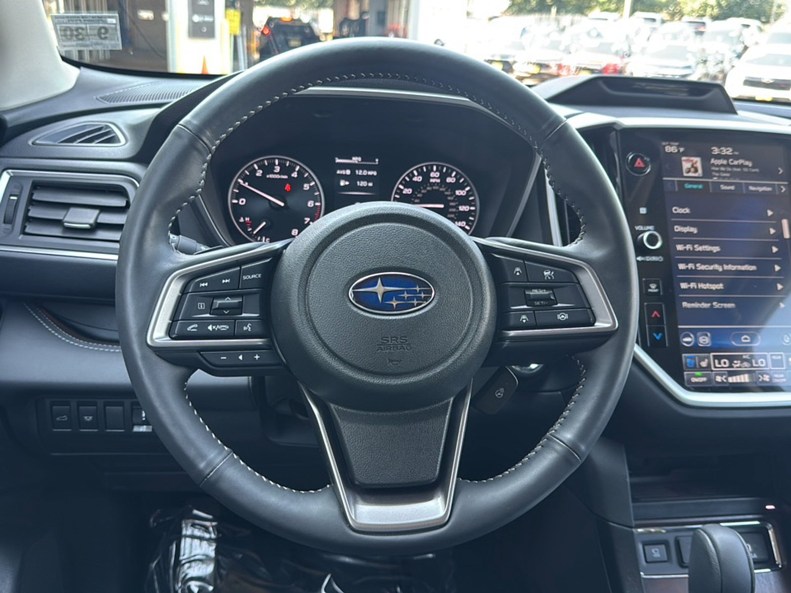 Used 2025 Subaru Ascent Touring w/ Popular Package #1 AWD/4WD image 2