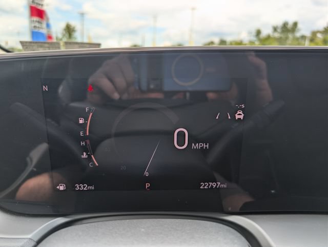 Used 2025 Buick Encore GX Preferred FWD image 21