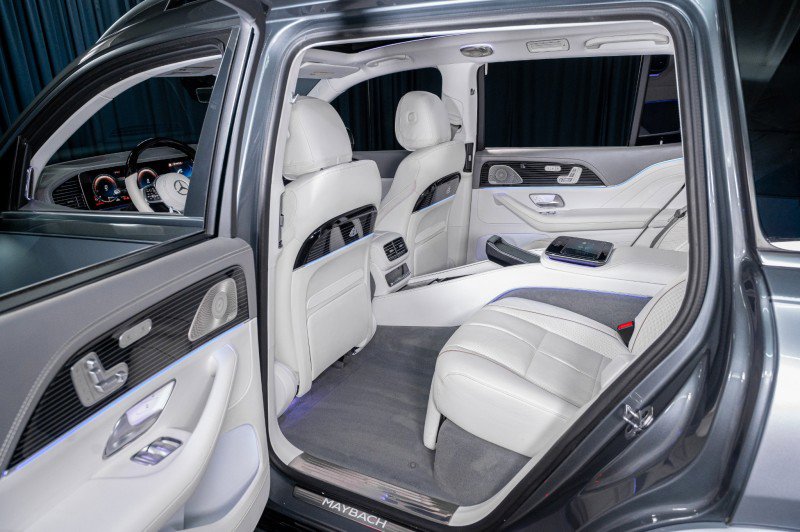 Certified 2023 Mercedes-Benz Maybach GLS 600 4MATIC image 16
