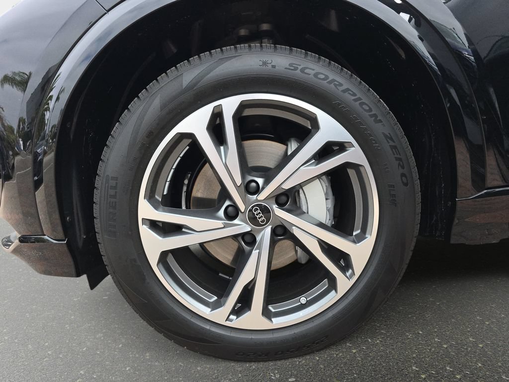 New 2027 Audi Q6 e-tron Premium Plus AWD/4WD image 33