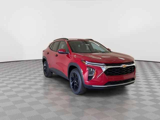 New 2026 Chevrolet Trax LT w/ Driver Confidence Package FWD image 2
