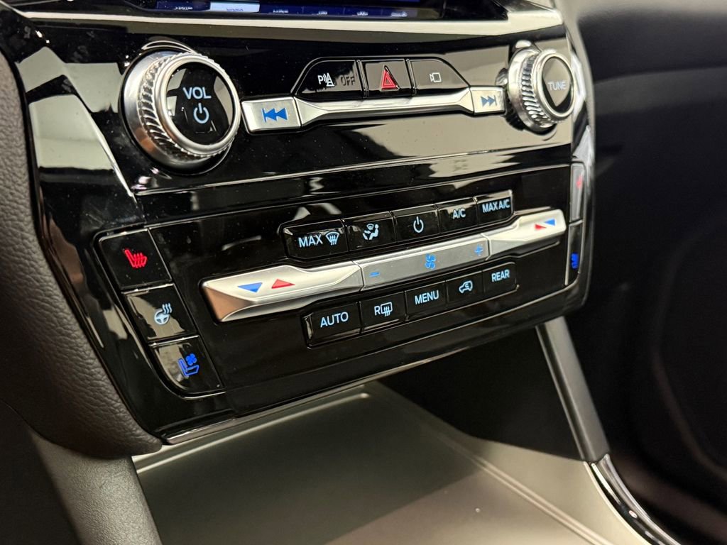 Used 2021 Ford Explorer ST w/ Equipment Group 401A image 26