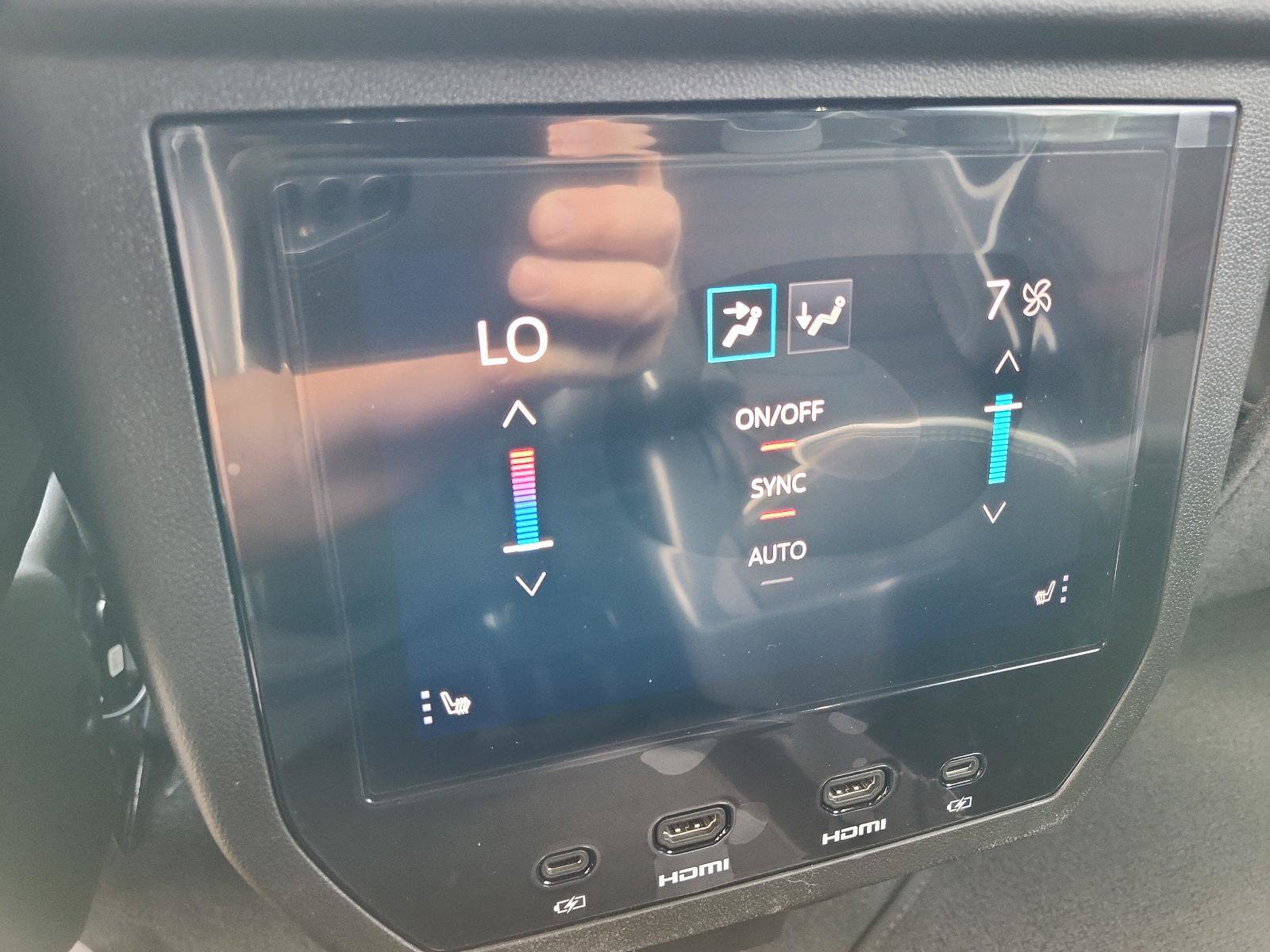 New 2026 GMC Yukon XL AT4 Ultimate AWD/4WD image 11