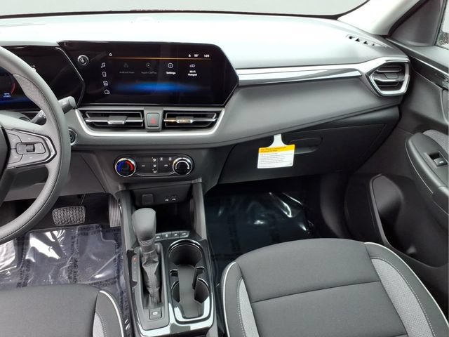New 2026 Chevrolet TrailBlazer LS w/ LS Convenience Package AWD/4WD image 15