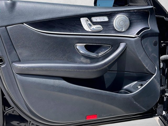 Used 2018 Mercedes-Benz E 300 image 18
