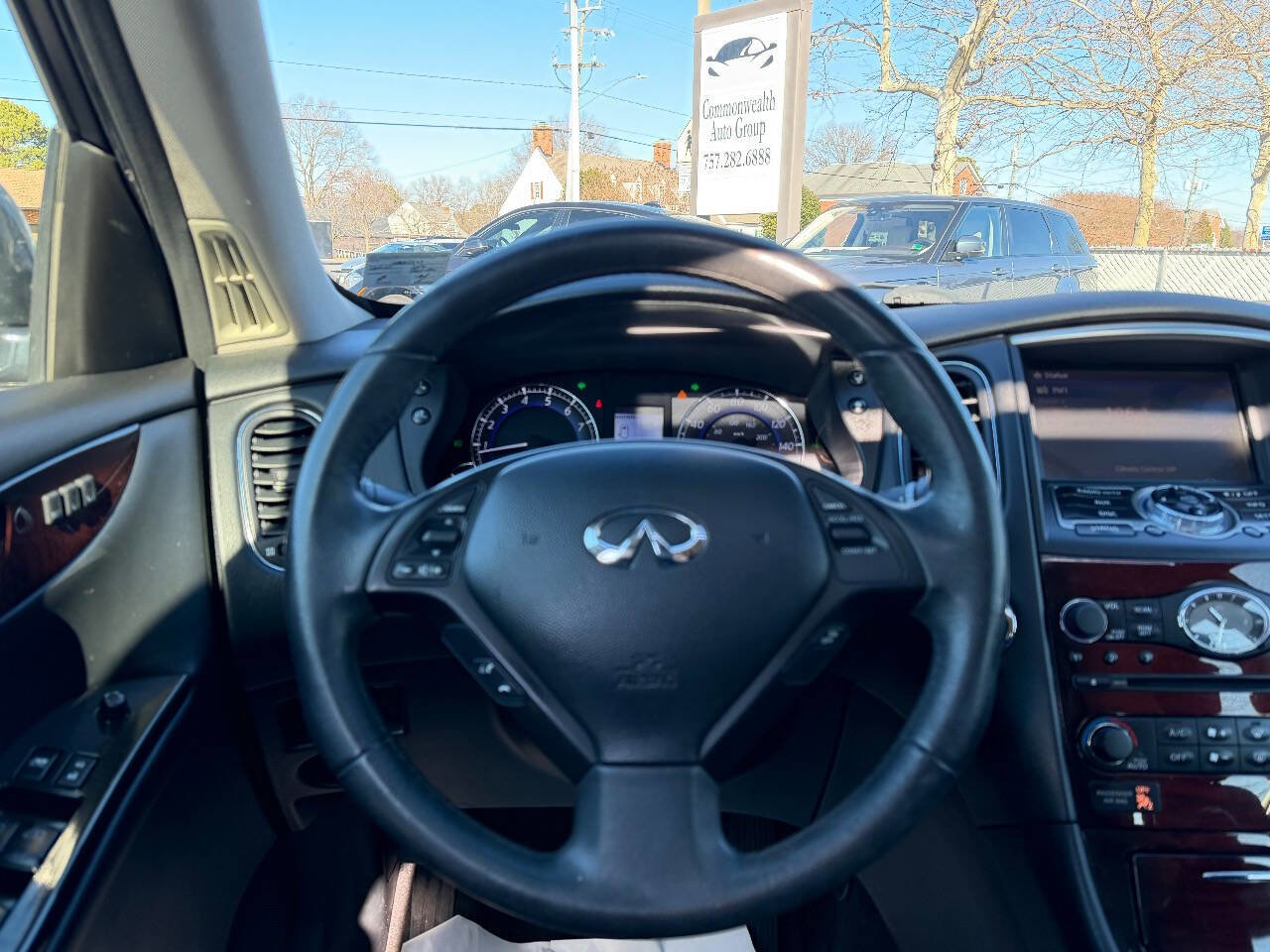 Used 2016 INFINITI QX50 Journey w/ Premium Package image 27