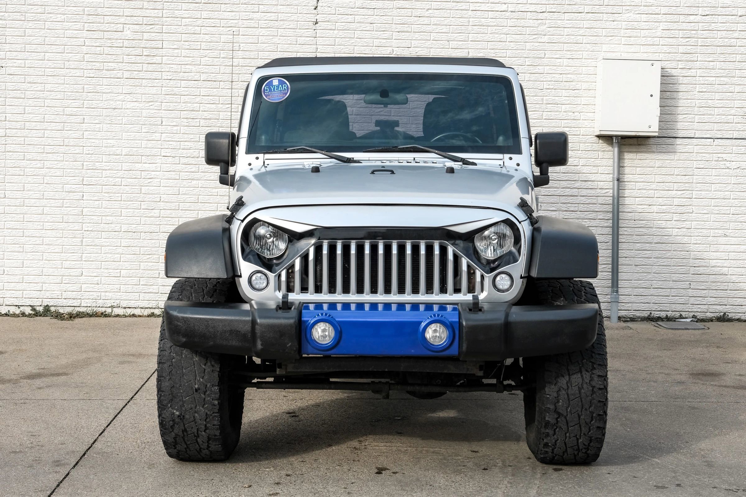 Used 2011 Jeep Wrangler Unlimited Sport image 4