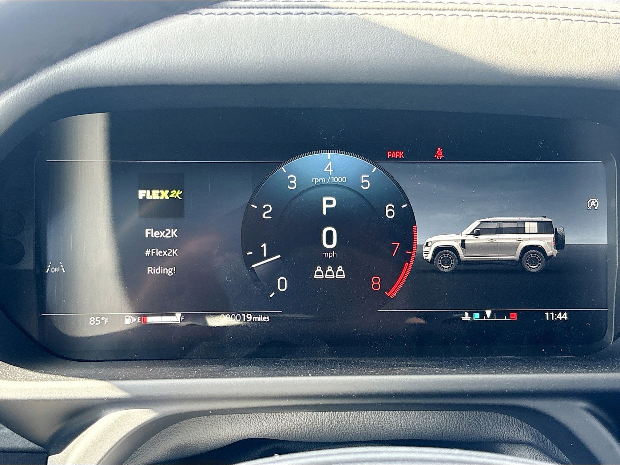 New 2026 Land Rover Defender 110 OCTA AWD/4WD image 39