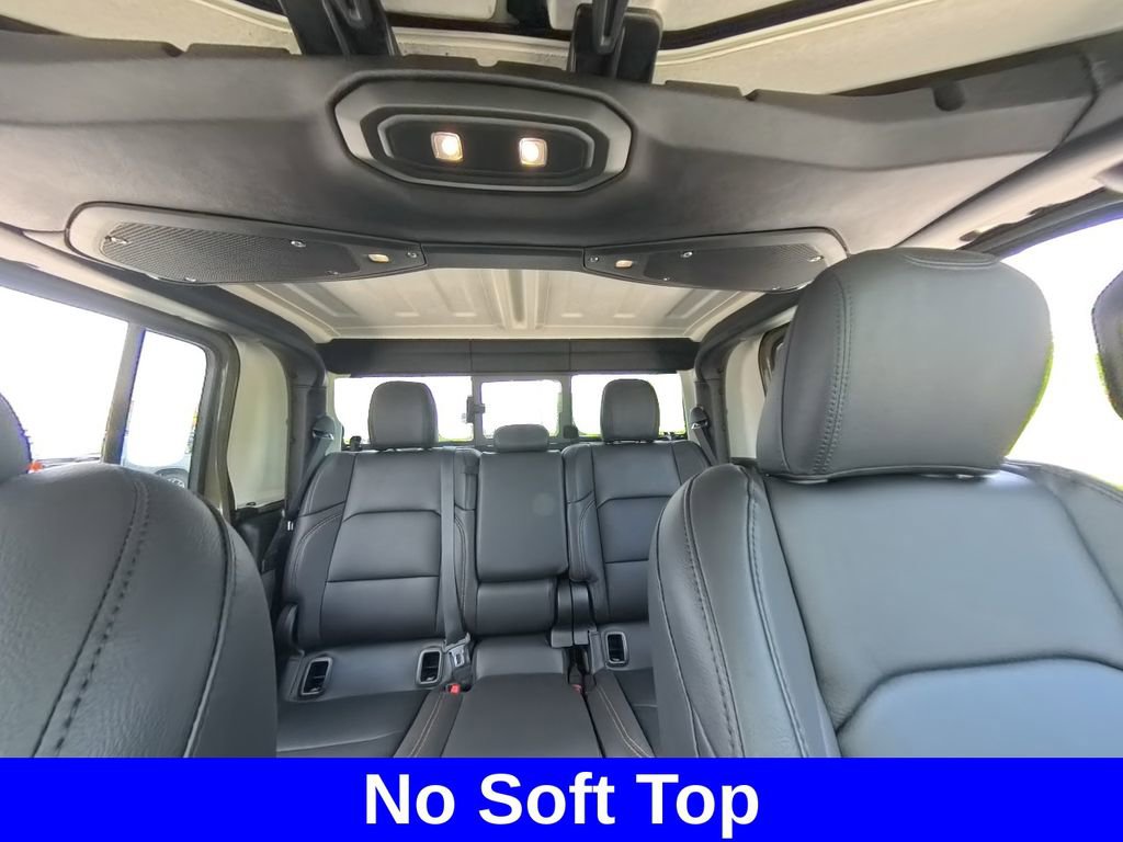 New 2025 Jeep Gladiator Sport w/ Premium Package image 32