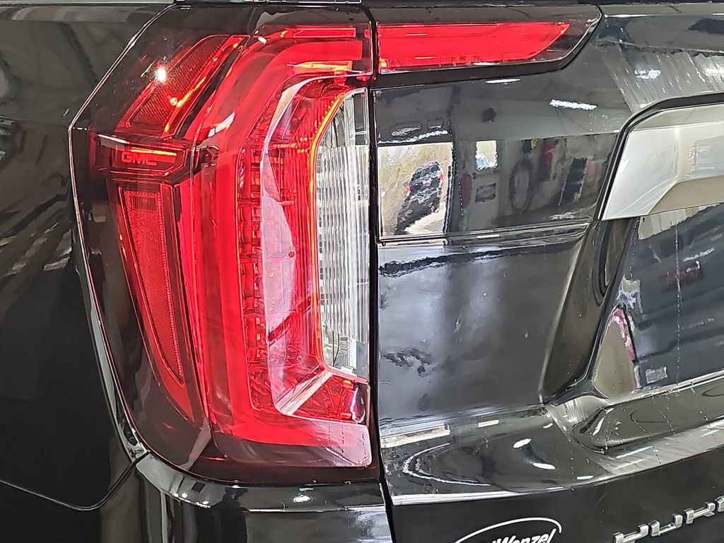 Used 2021 GMC Yukon XL Denali w/ Denali Premium Package image 42