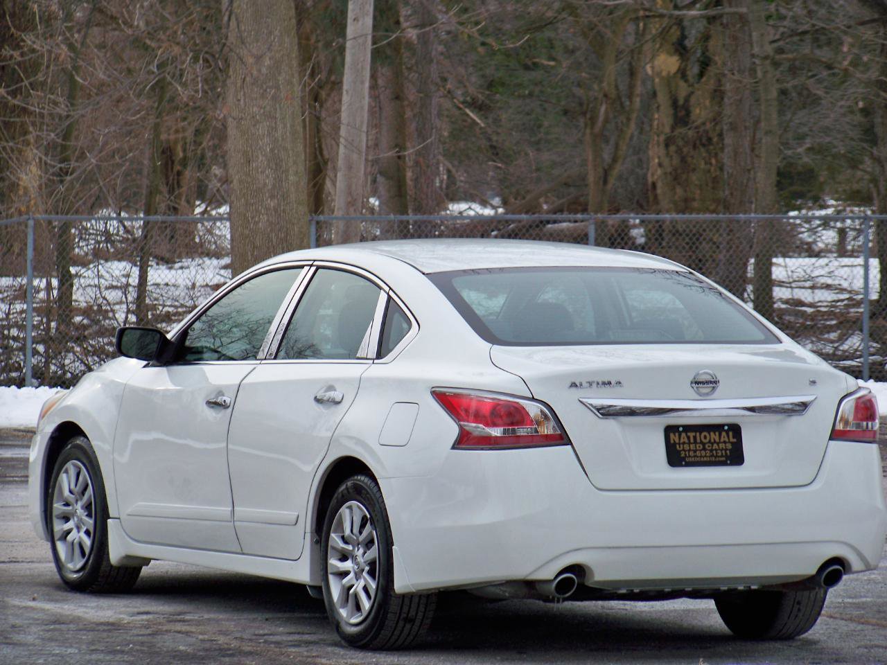 Used 2015 Nissan Altima 2.5 S w/ Power Driver Seat Package image 7