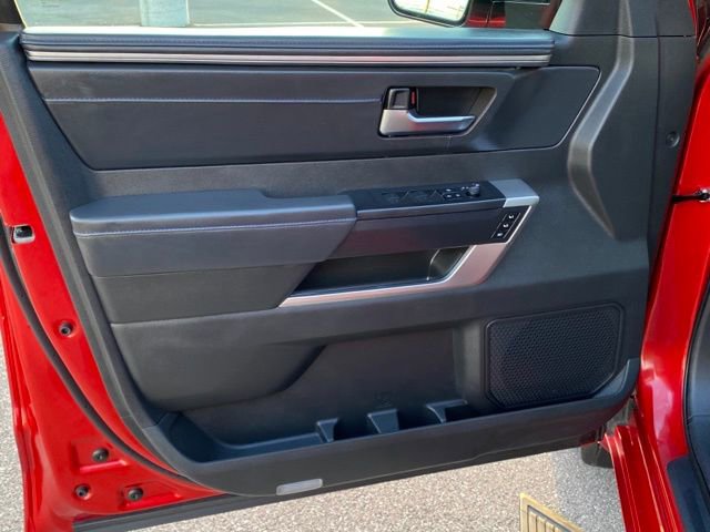 Used 2025 Toyota Sequoia Platinum image 11