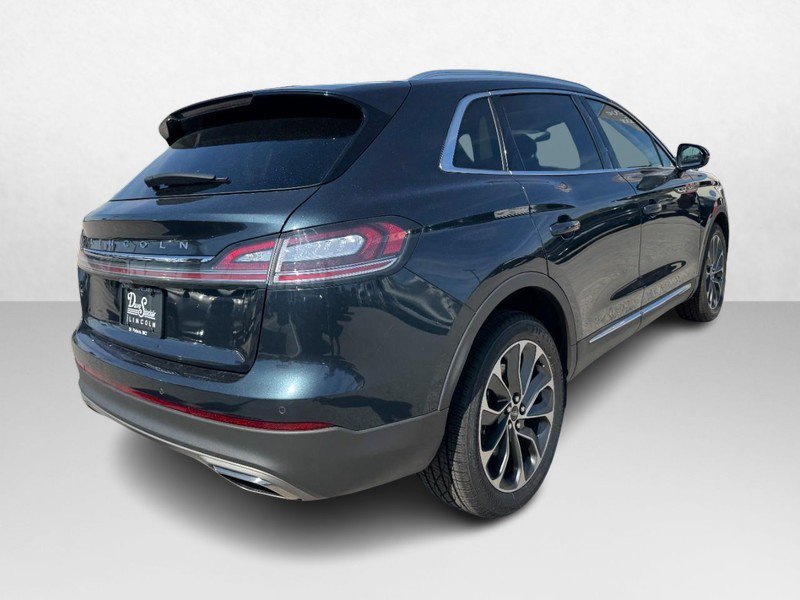 Certified 2023 Lincoln Nautilus Reserve w/ Luxury Package AWD/4WD image 5