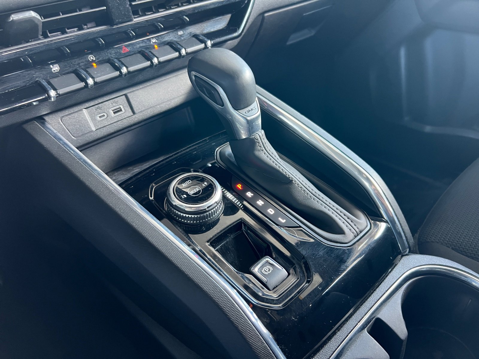 Used 2023 GMC Canyon Elevation w/ Convenience Package image 19