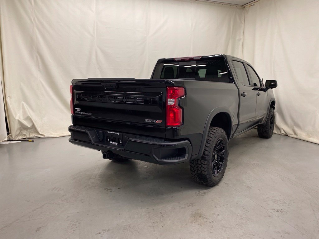 Used 2024 Chevrolet Silverado 1500 ZR2 w/ Technology Package AWD/4WD image 6