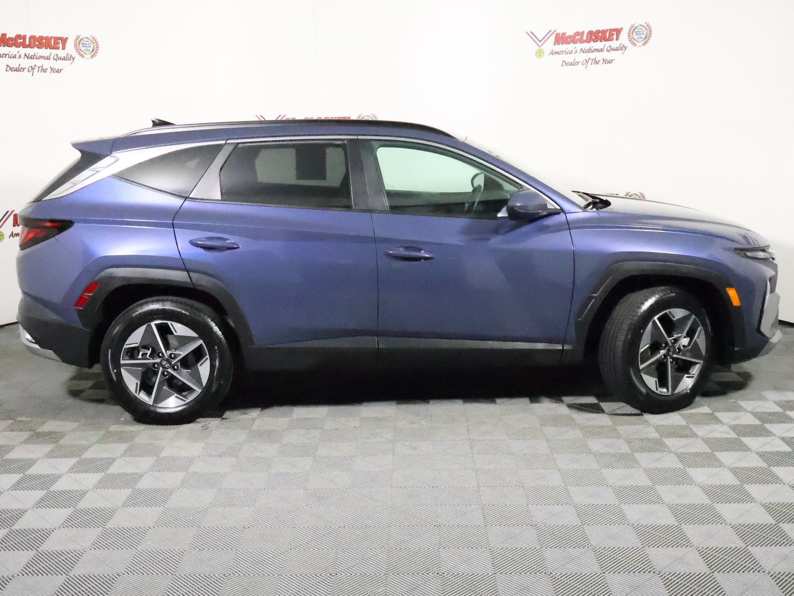 Used 2025 Hyundai Tucson SEL AWD/4WD image 3