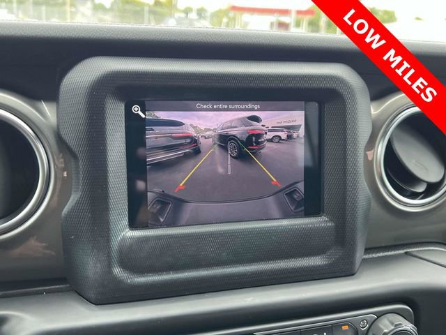 Used 2021 Jeep Gladiator Overland w/ Cold Weather Group image 28