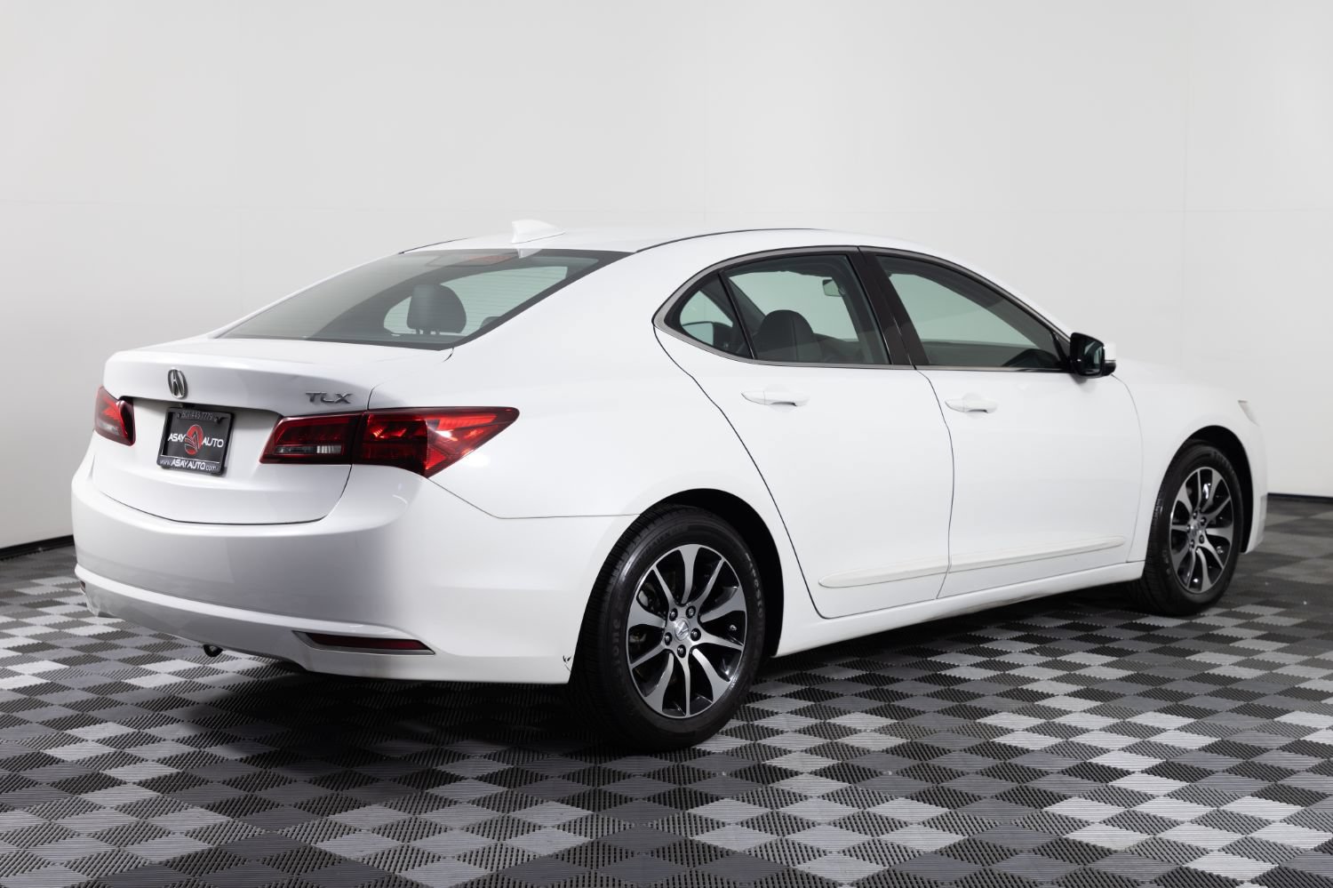 Used 2016 Acura TLX w/ Technology Package FWD image 8