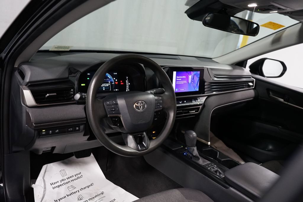Certified 2025 Toyota Camry LE image 11
