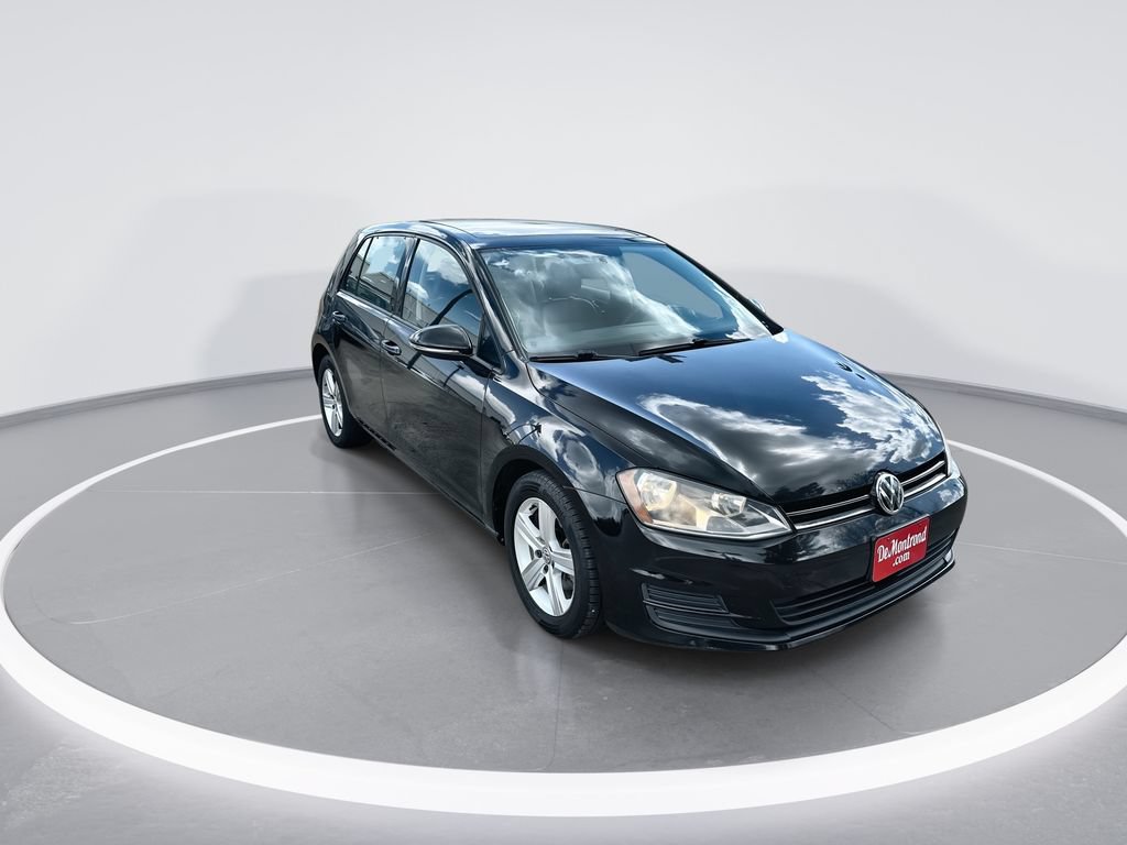 Used 2017 Volkswagen Golf Wolfsburg Edition FWD image 2
