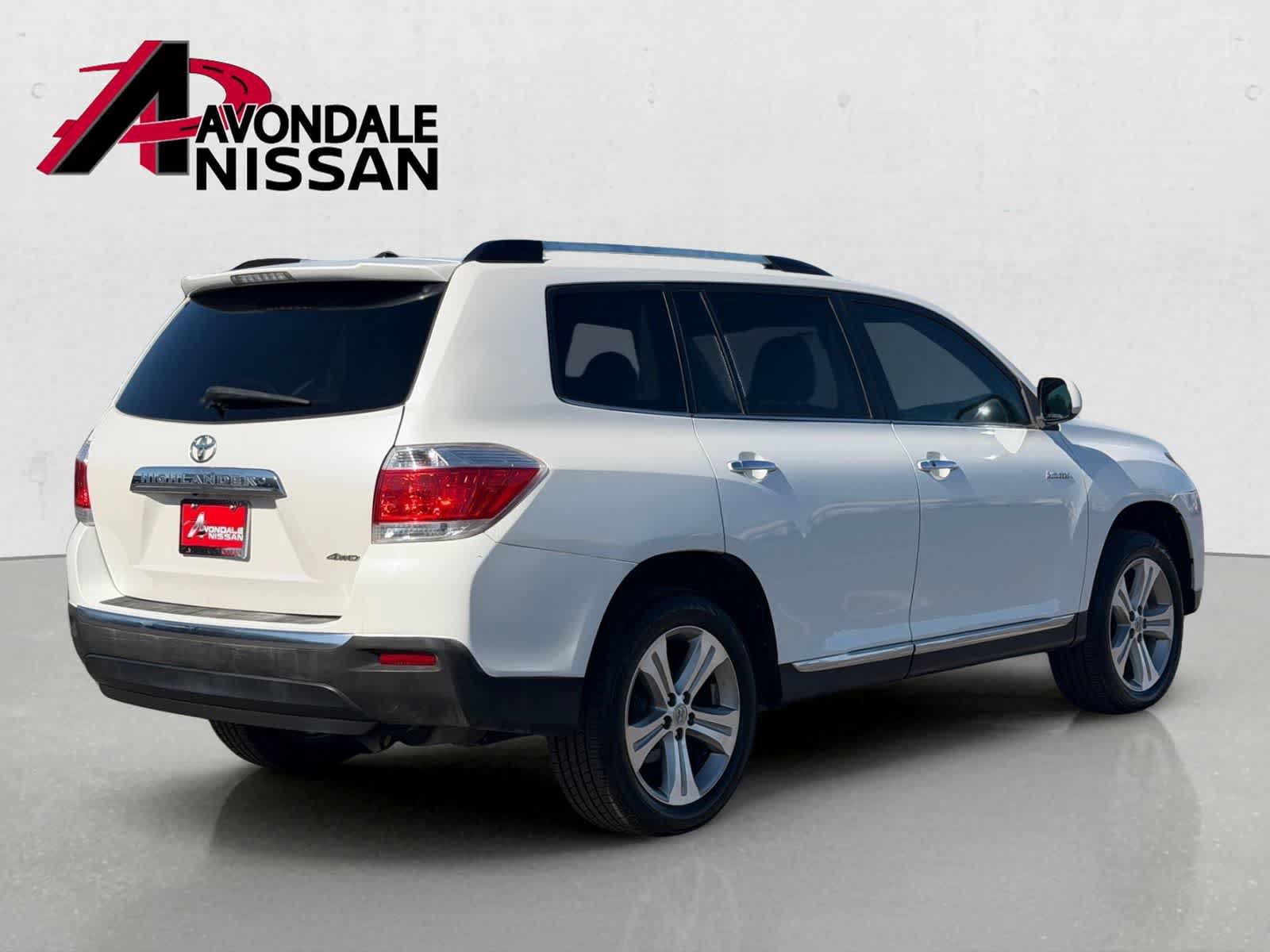 Used 2012 Toyota Highlander Limited w/ Tow Pkg AWD/4WD image 6