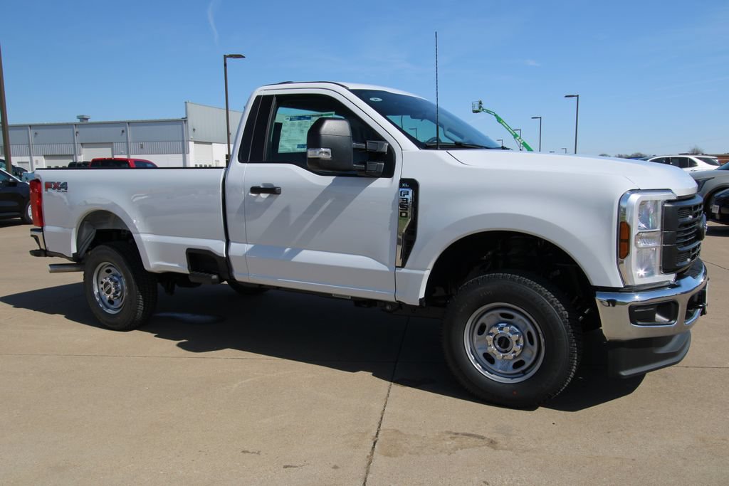New 2026 Ford F350 XL w/ FX4 Off-Road Package AWD/4WD image 3