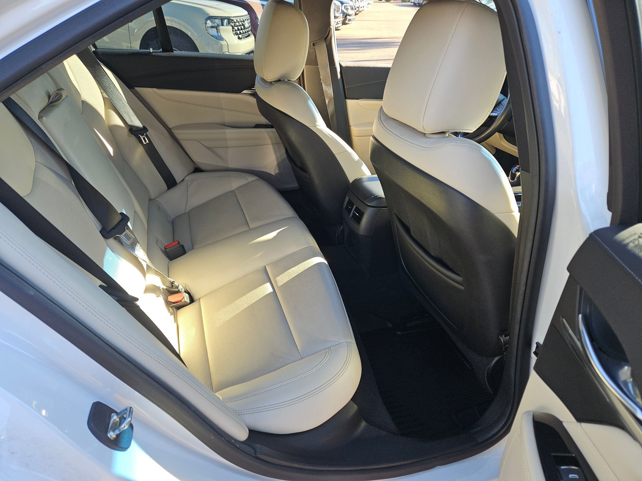 Used 2021 Cadillac CT4 Premium Luxury image 24