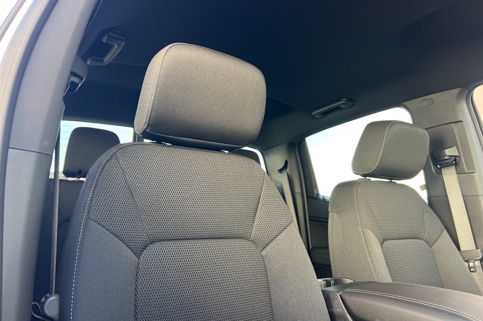 New 2026 GMC Canyon Elevation RWD image 17