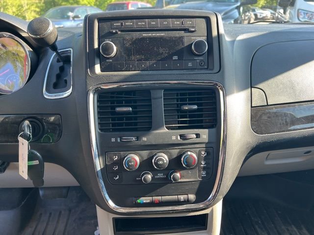 Used 2014 Dodge Grand Caravan SE w/ Quick Order Package 29E SE FWD image 17