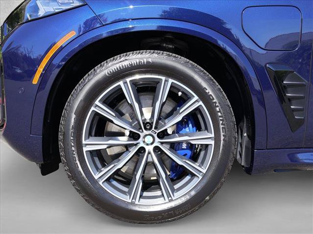 Used 2026 BMW X5 xDrive50e w/ Executive Package AWD/4WD image 10