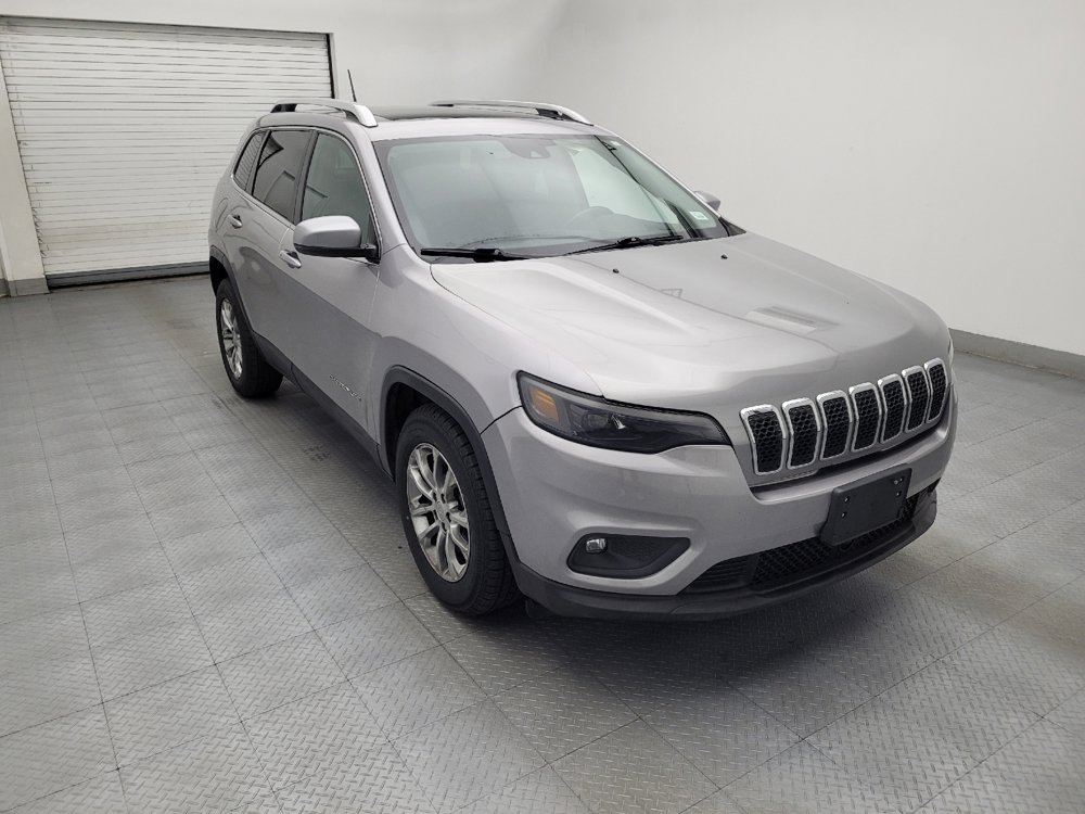 Used 2021 Jeep Cherokee Latitude Plus w/ Sun & Sound Group FWD image 13