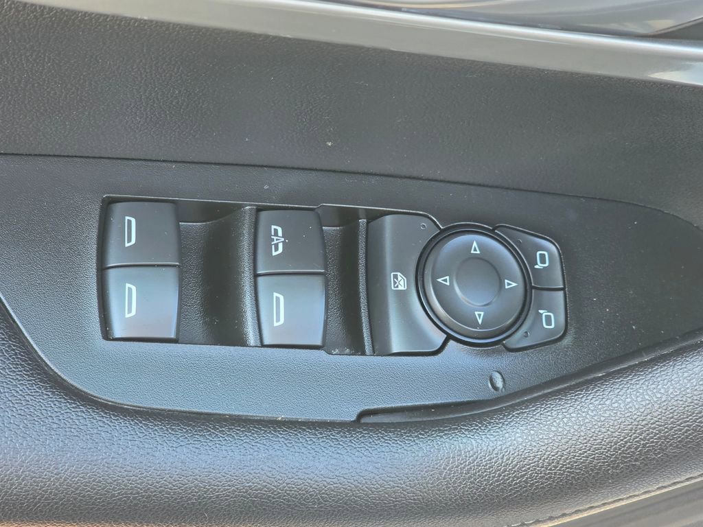 Used 2020 Chevrolet Blazer LT image 13