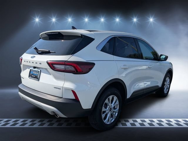 Used 2023 Ford Escape Active AWD/4WD image 3