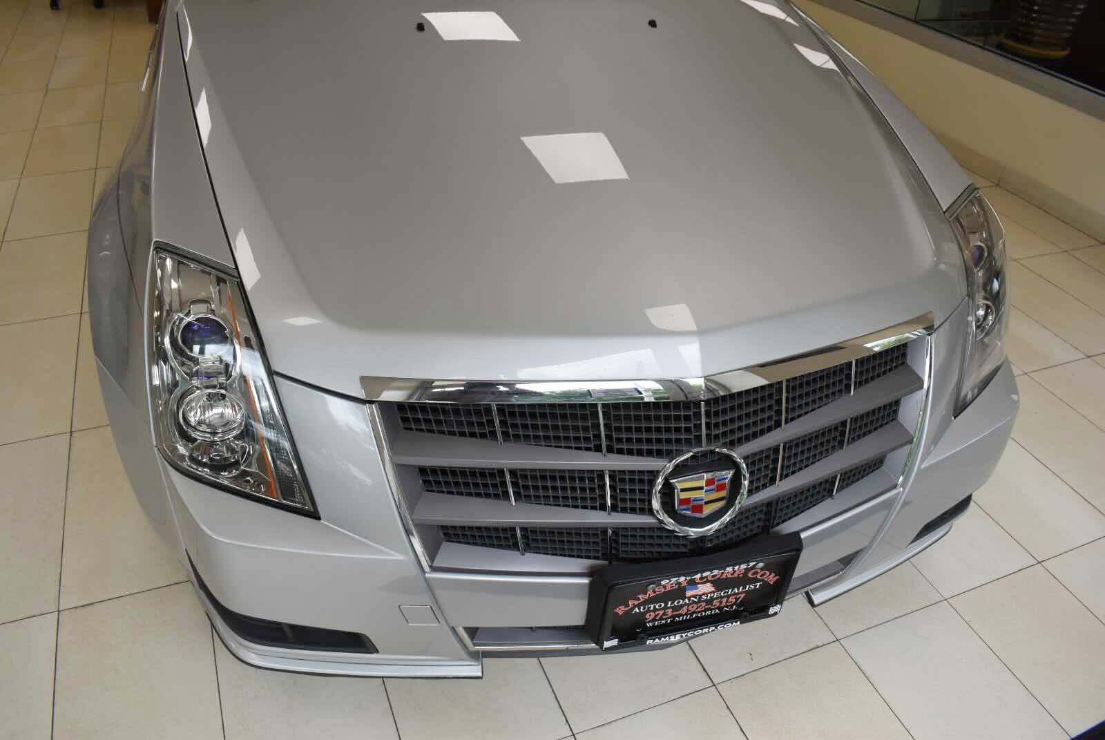 Used 2010 Cadillac CTS Luxury AWD/4WD image 60