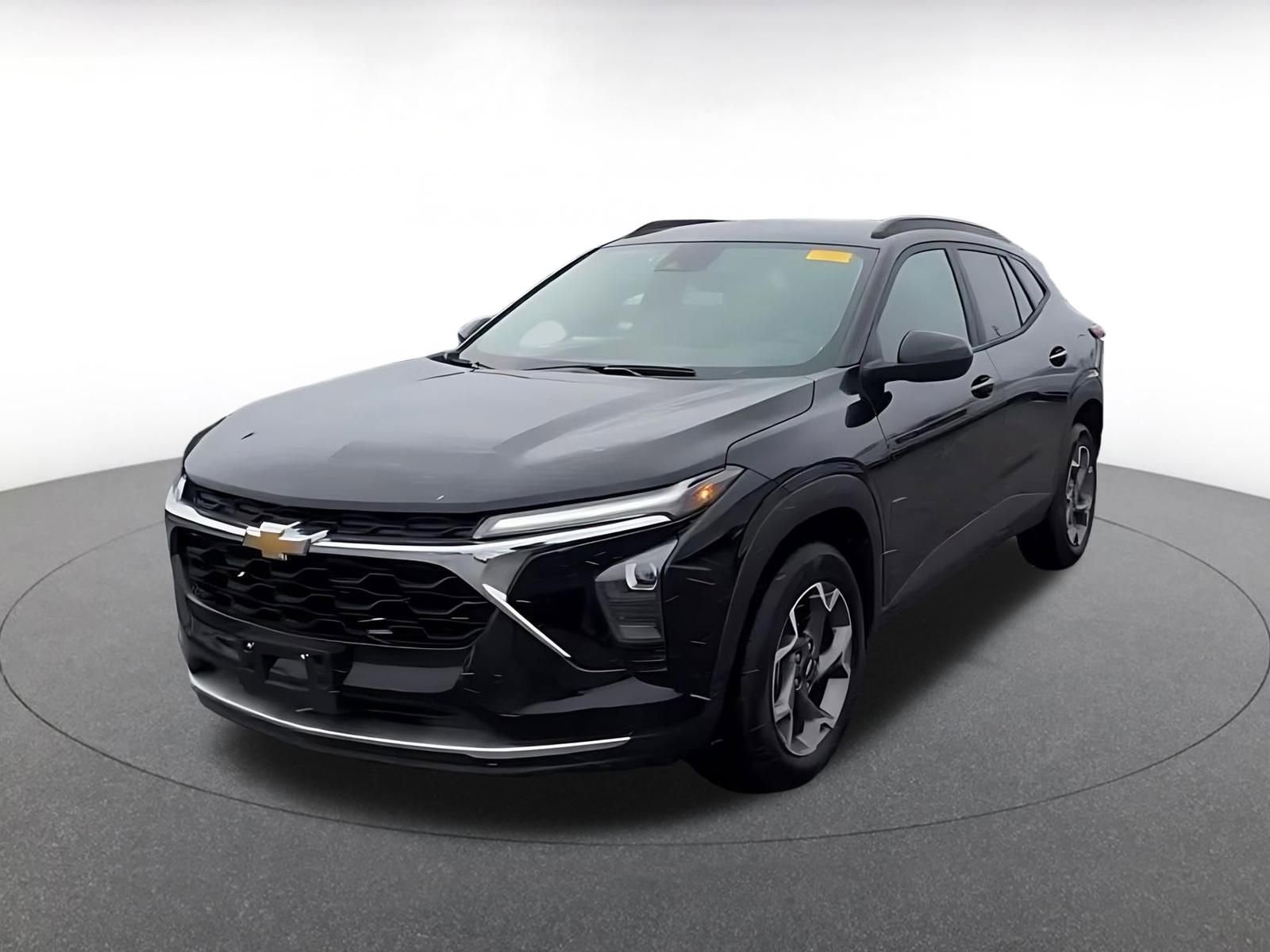 Used 2025 Chevrolet Trax LT w/ LT Convenience Package FWD image 7