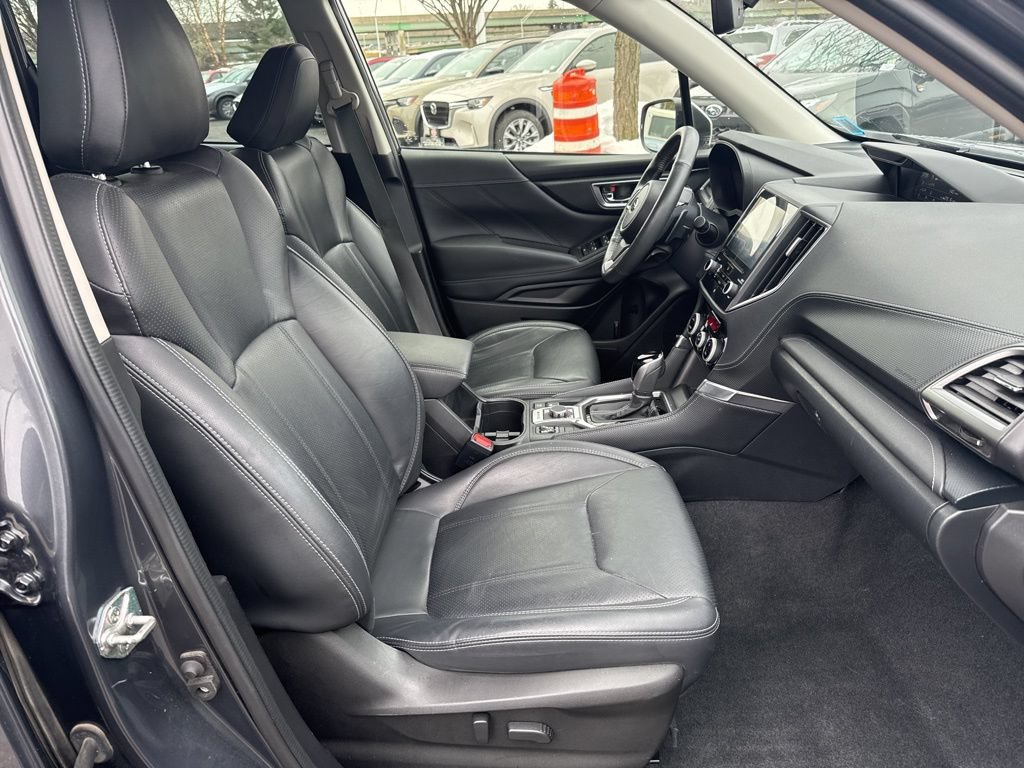 Used 2022 Subaru Forester Touring AWD/4WD image 31