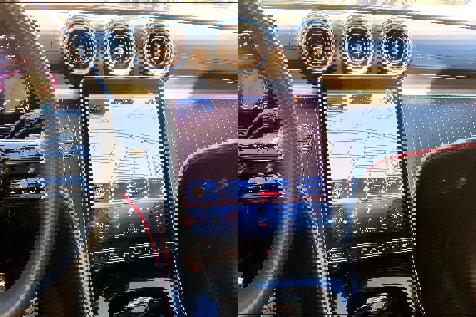 Used 2023 Mercedes-Benz C 300 Sedan image 6