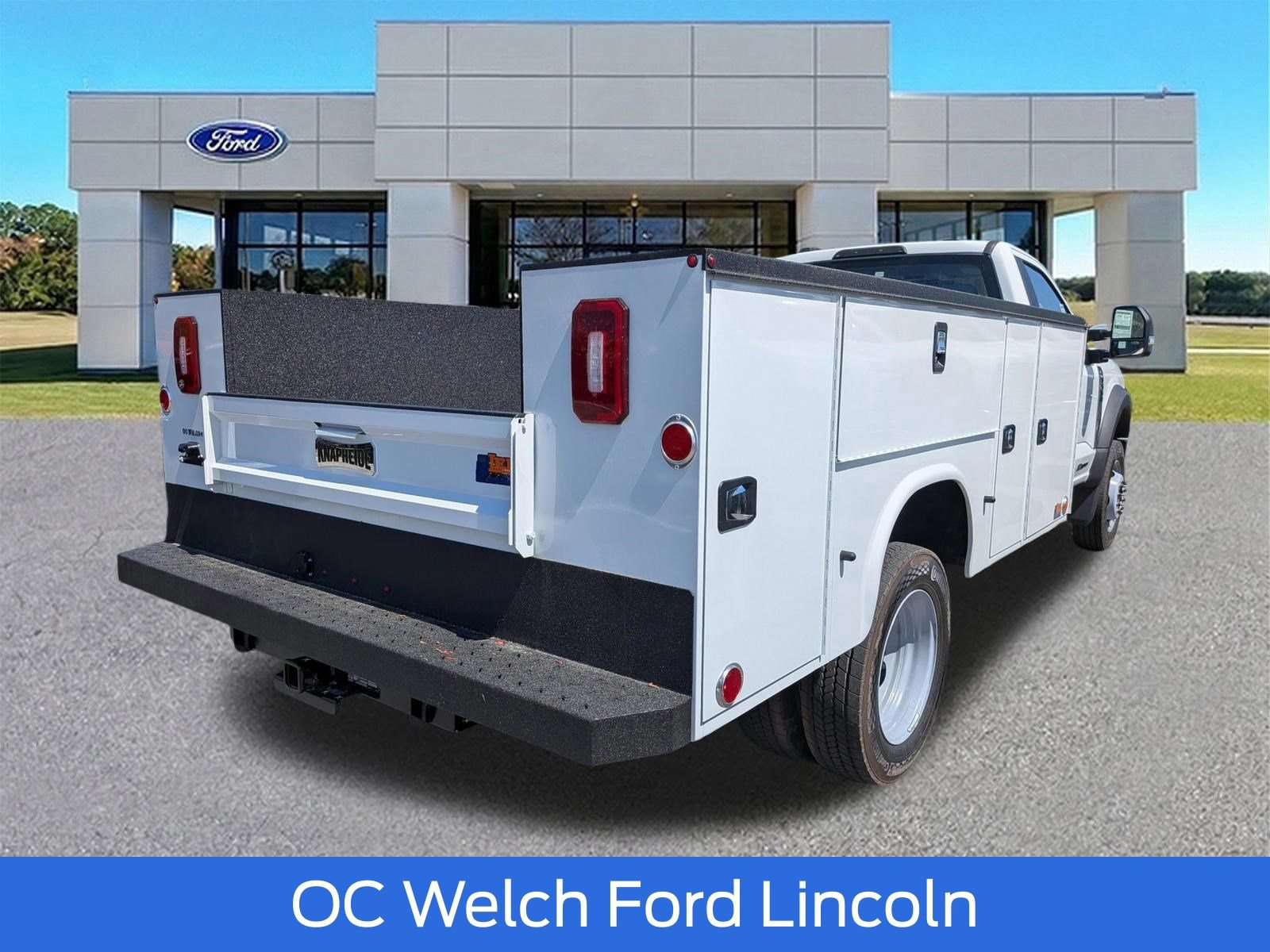 New 2026 Ford F550 4x4 Regular Cab Super Duty w/ XL Chrome Package image 3