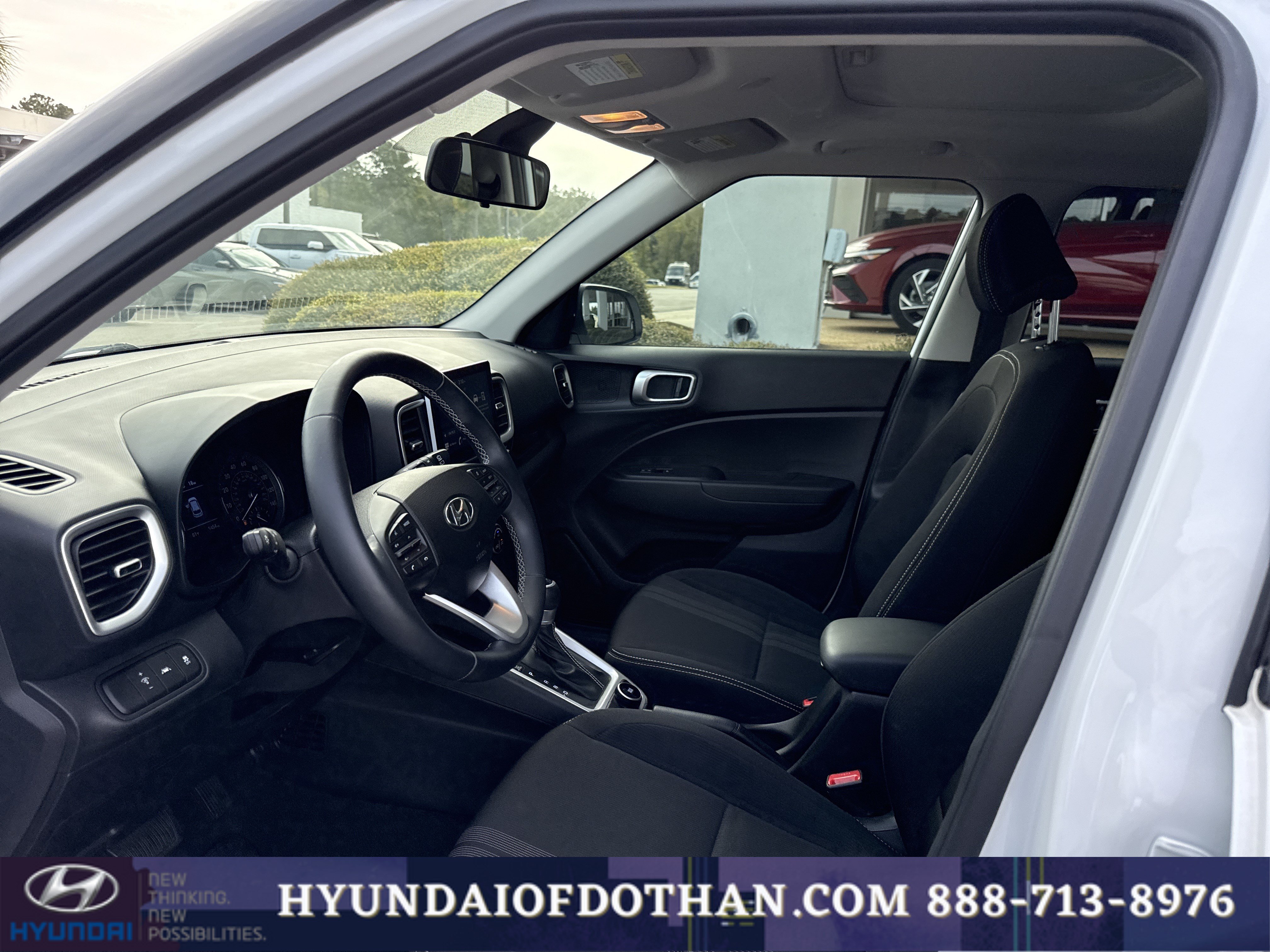 Certified 2022 Hyundai Venue SEL FWD image 10