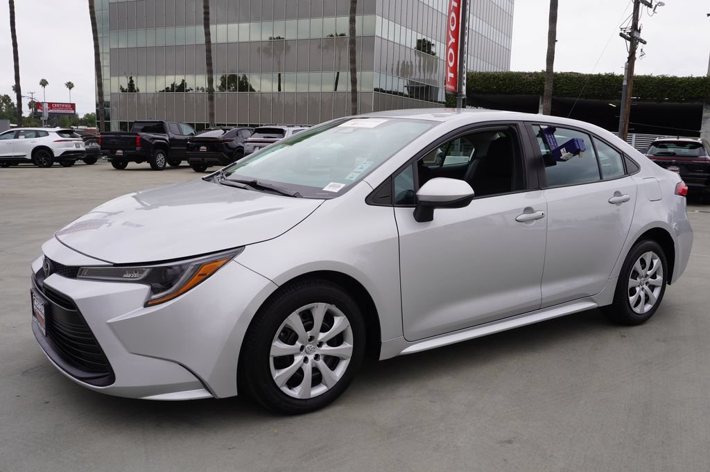 Certified 2024 Toyota Corolla LE FWD image 4