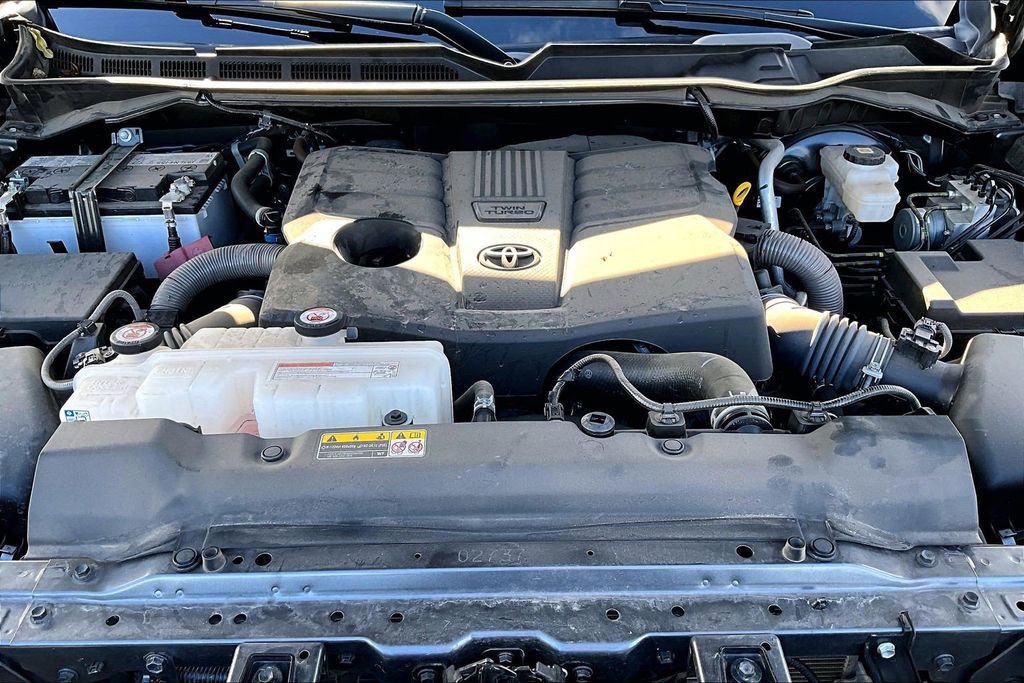 Used 2024 Toyota Tundra SR5 AWD/4WD image 9