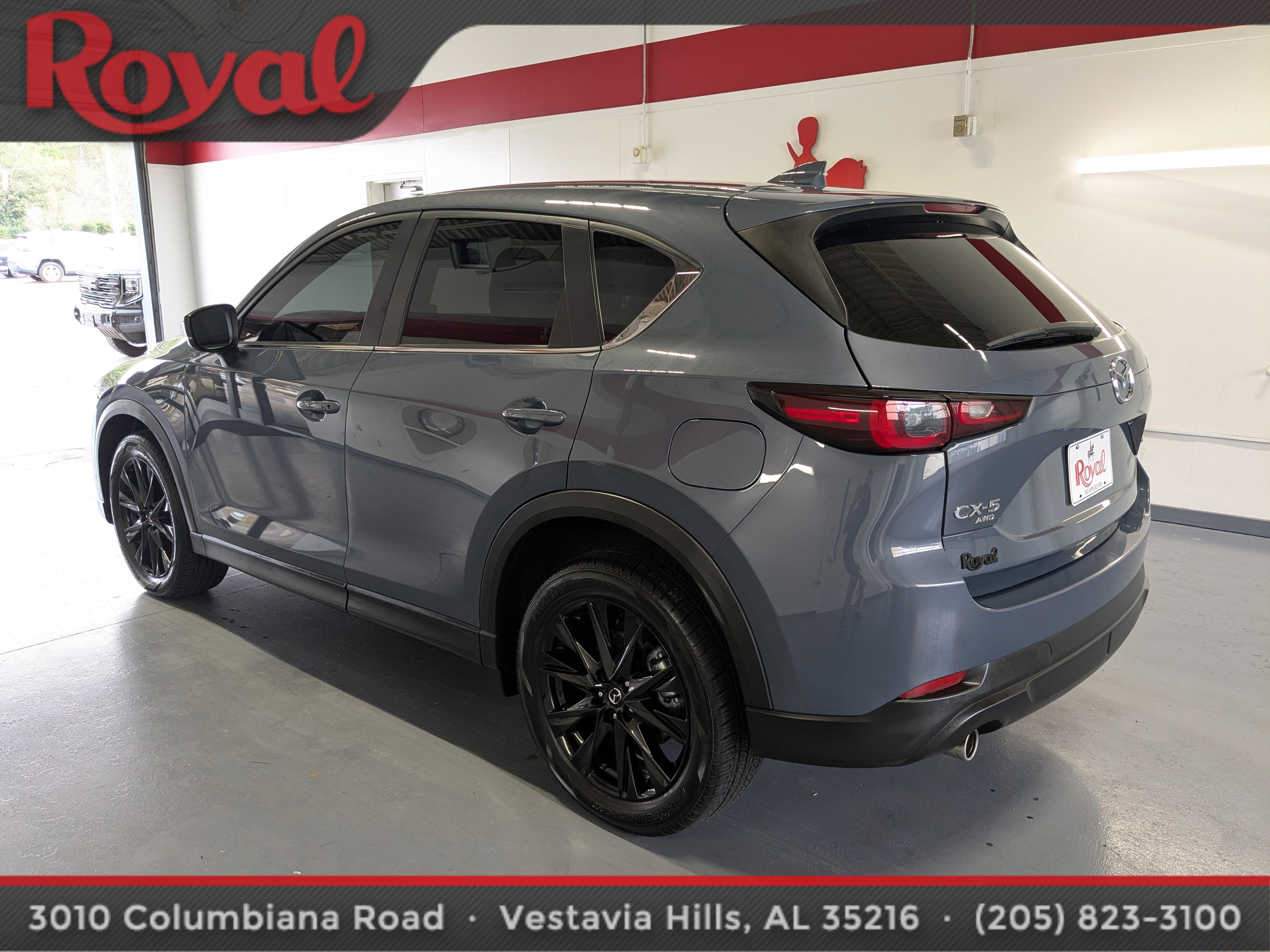 Used 2023 MAZDA CX-5 Carbon Edition image 2