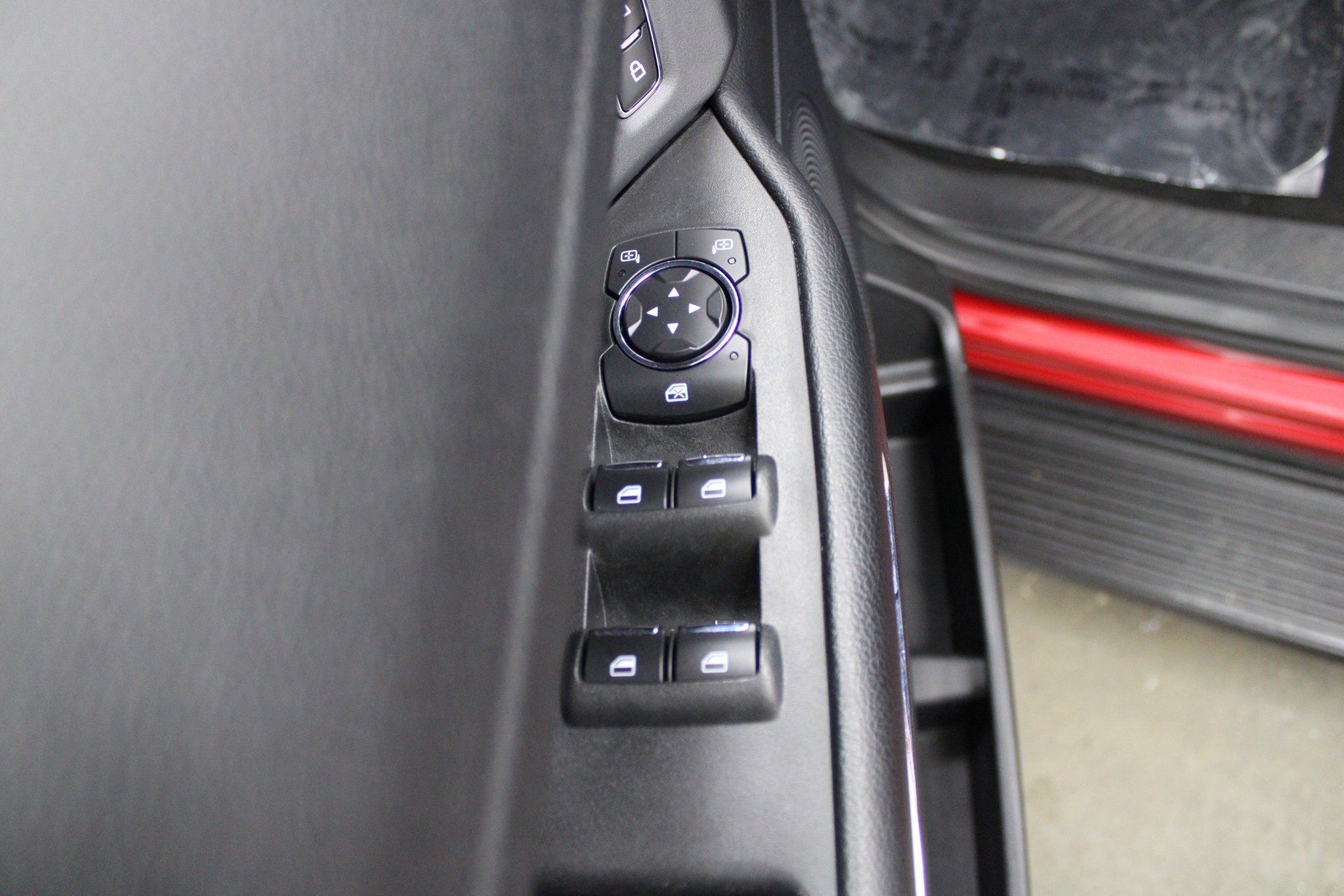 Used 2020 Ford Expedition XLT image 13