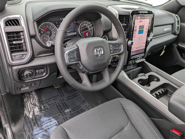 New 2026 RAM 1500 4x4 Crew Cab image 10